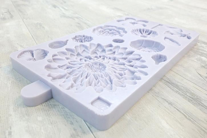 Mould Buttercream Flowers Karen Davies