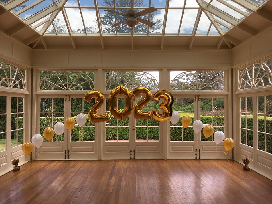 Balloon Pearl Arch Giant Numbers With 12 Latex Balloons