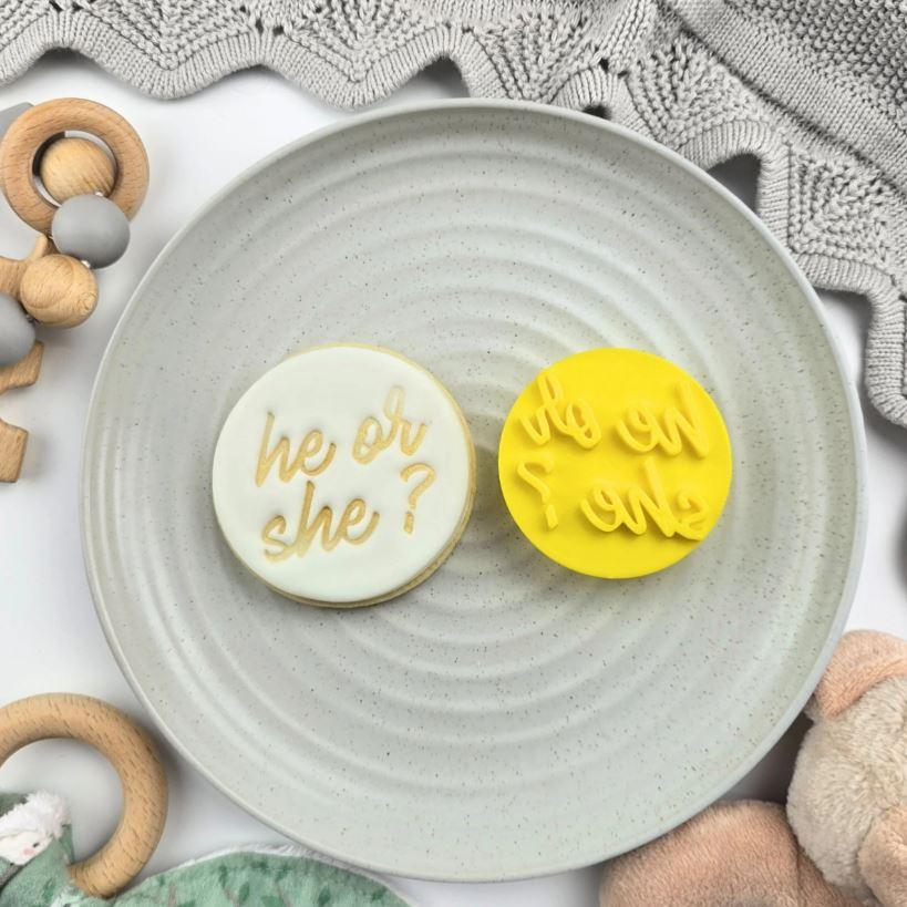 He or She? Cookie/Biscuit Cutter Embosser 60mm