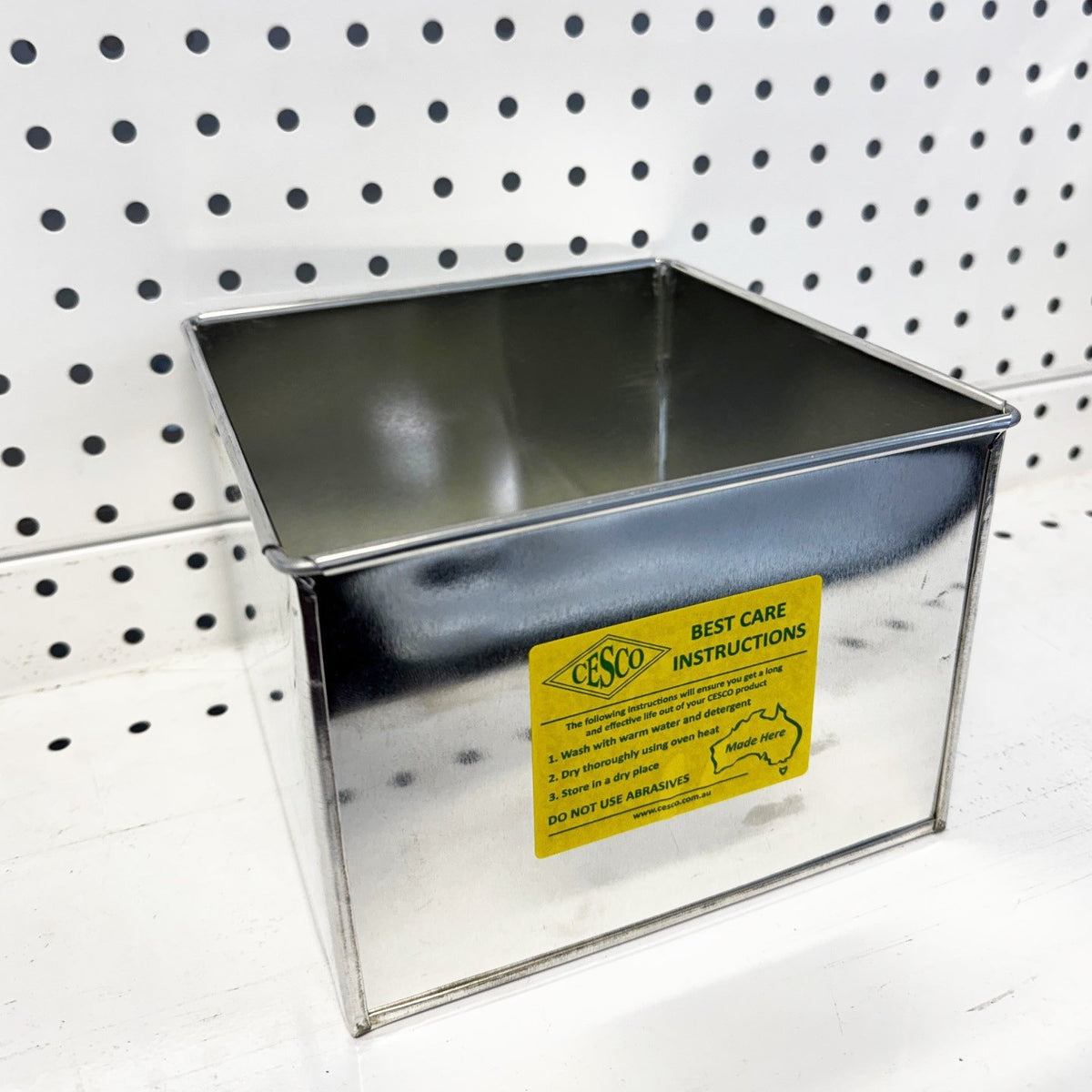Cake Tin 7 Inch Square X 5 Inch Deep Cecil & Co