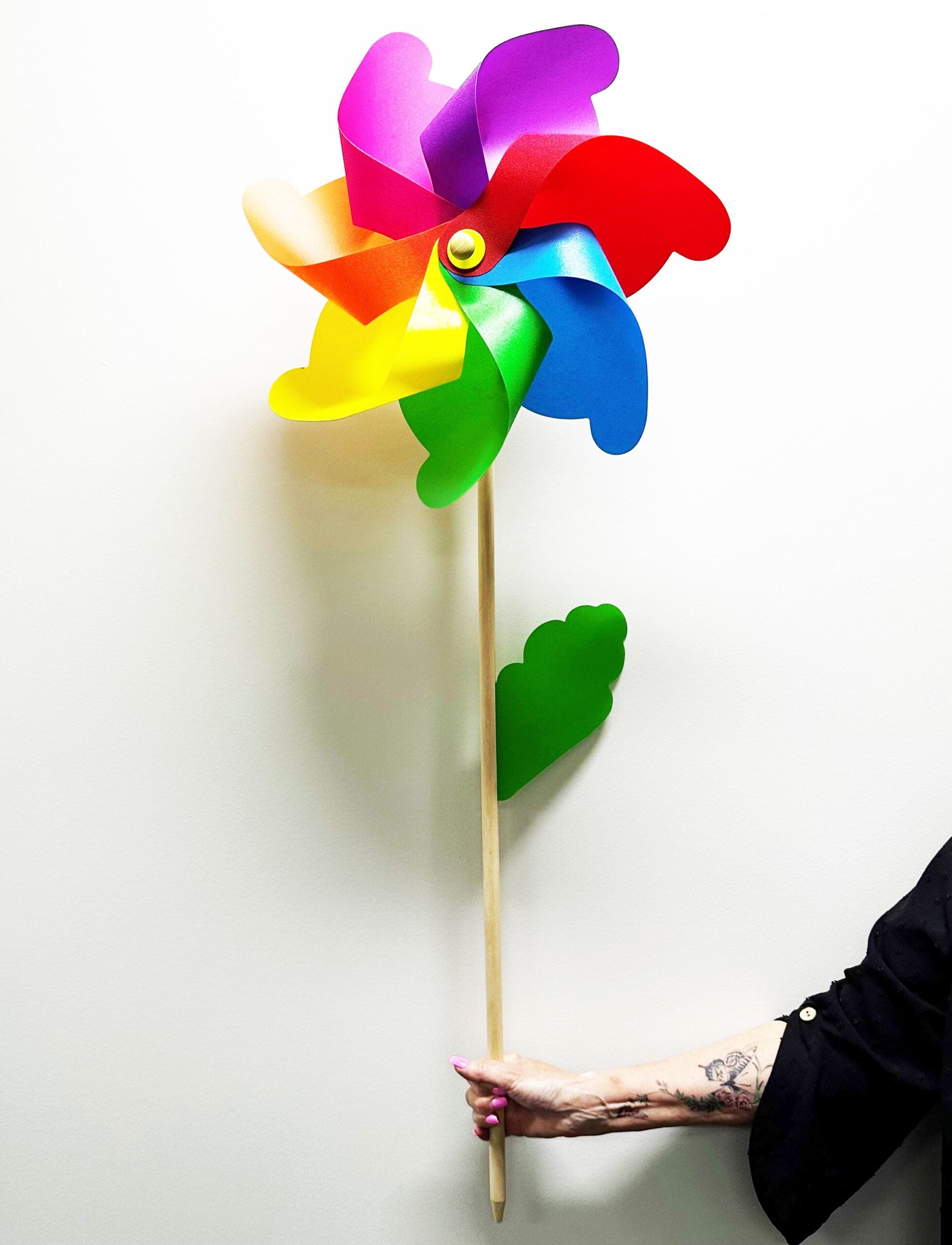 Novelty Decoration Windmill Fan 110cm High x 42cm Wide
