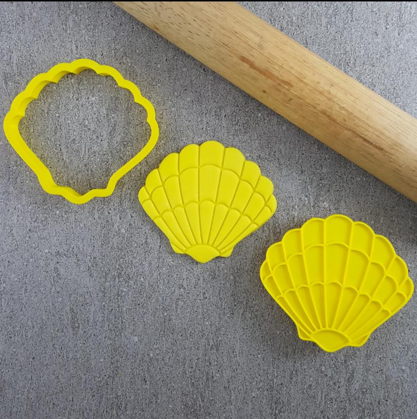Clam Shell Embosser and Cookie/Biscuit Cutter Set