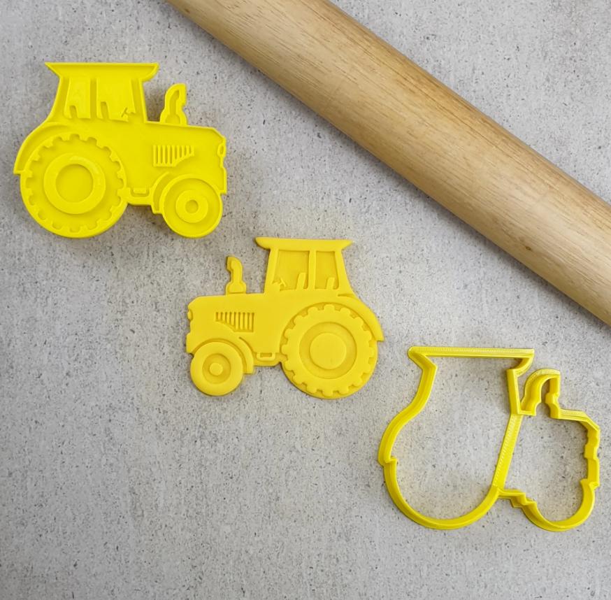 Tractor Embosser & Cookie/Biscuit Cutter Set