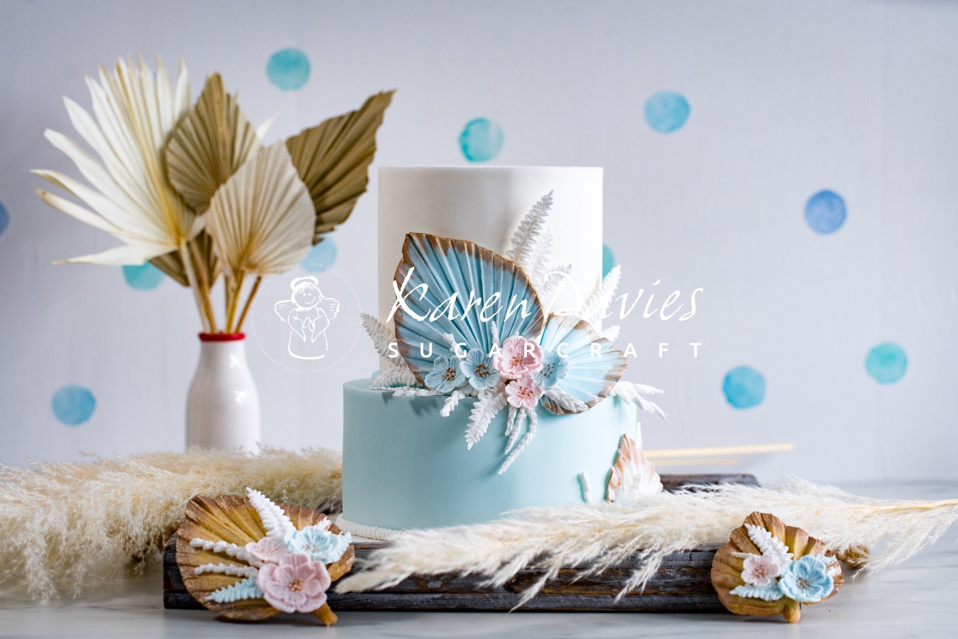 Mould Palm Spear Karen Davies