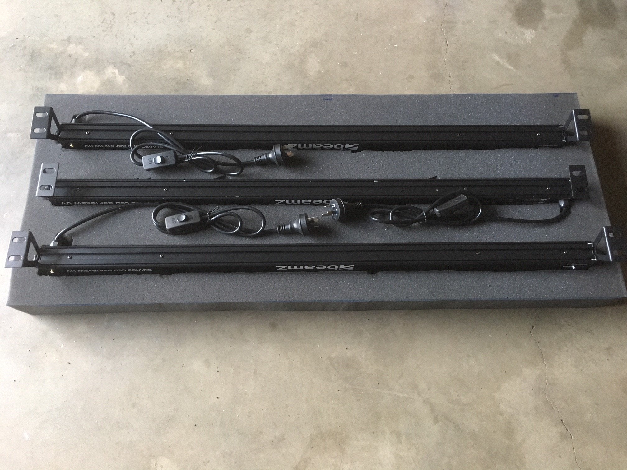 Uv Black Light Set Of 3 Hire