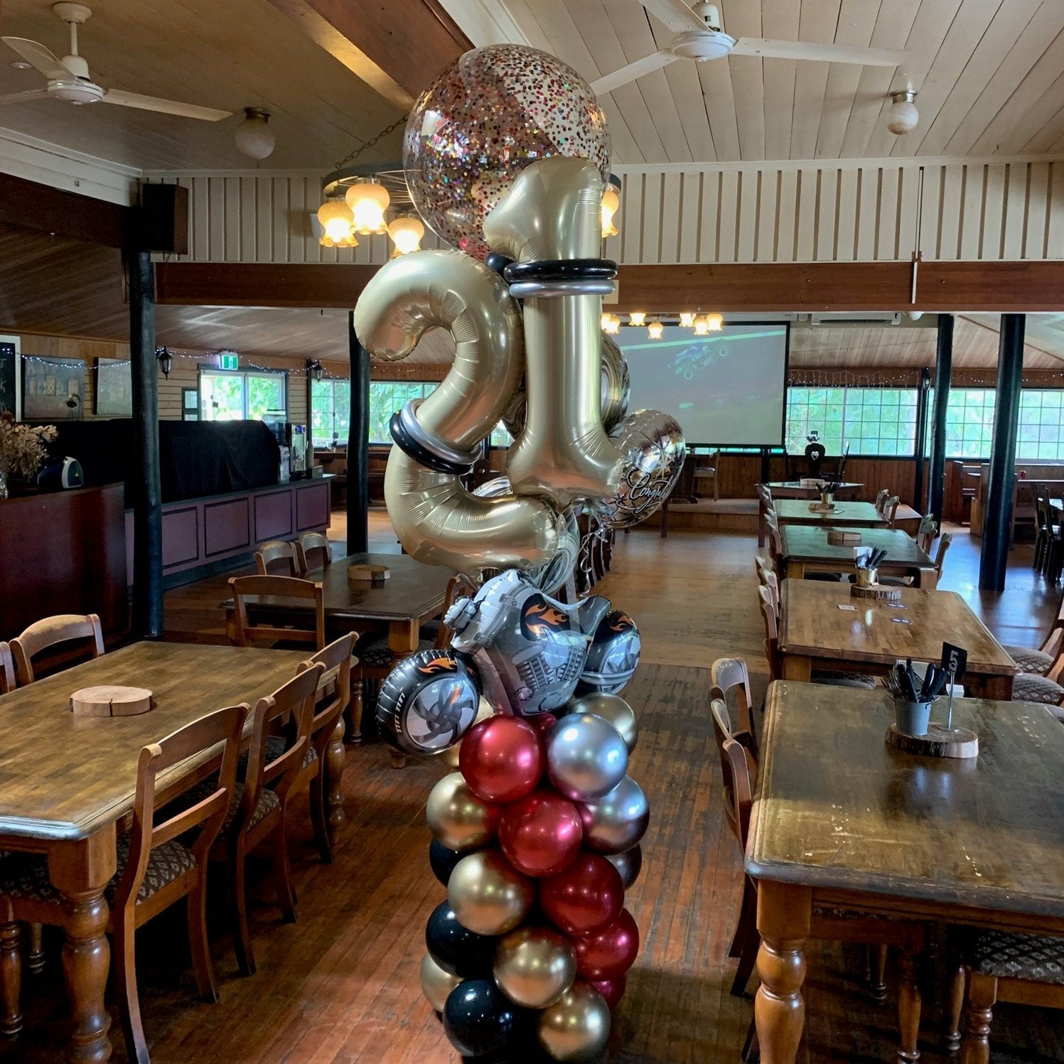 Balloon Décor 21st Big And Bold