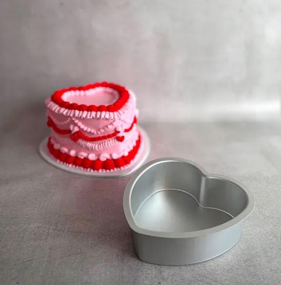 Cake Tin To Buy Heart Shaped 15 cm x 7.5cm Mondo Pro (6 Inch)