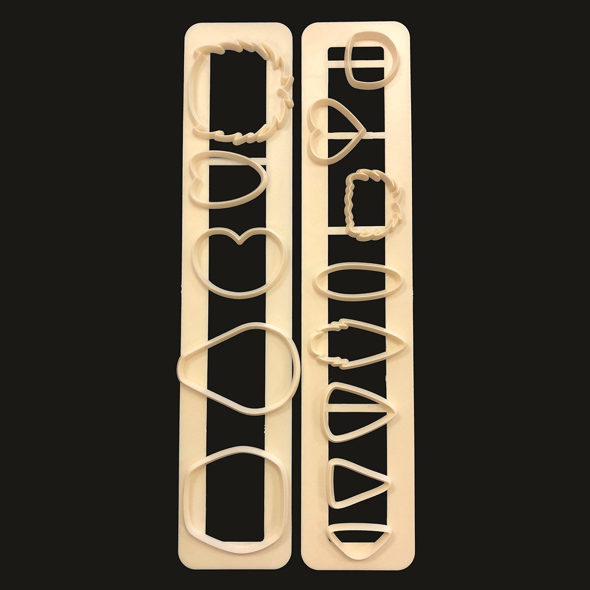 Cookie/Cake/Fondant/Icing Decorating Cutter Design a Dog Face FMM