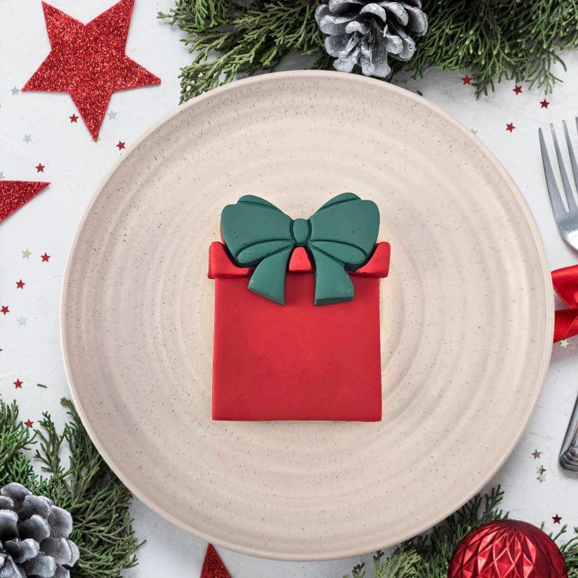 Present Christmas Cookie/Biscuit Embosser & Cutter Set