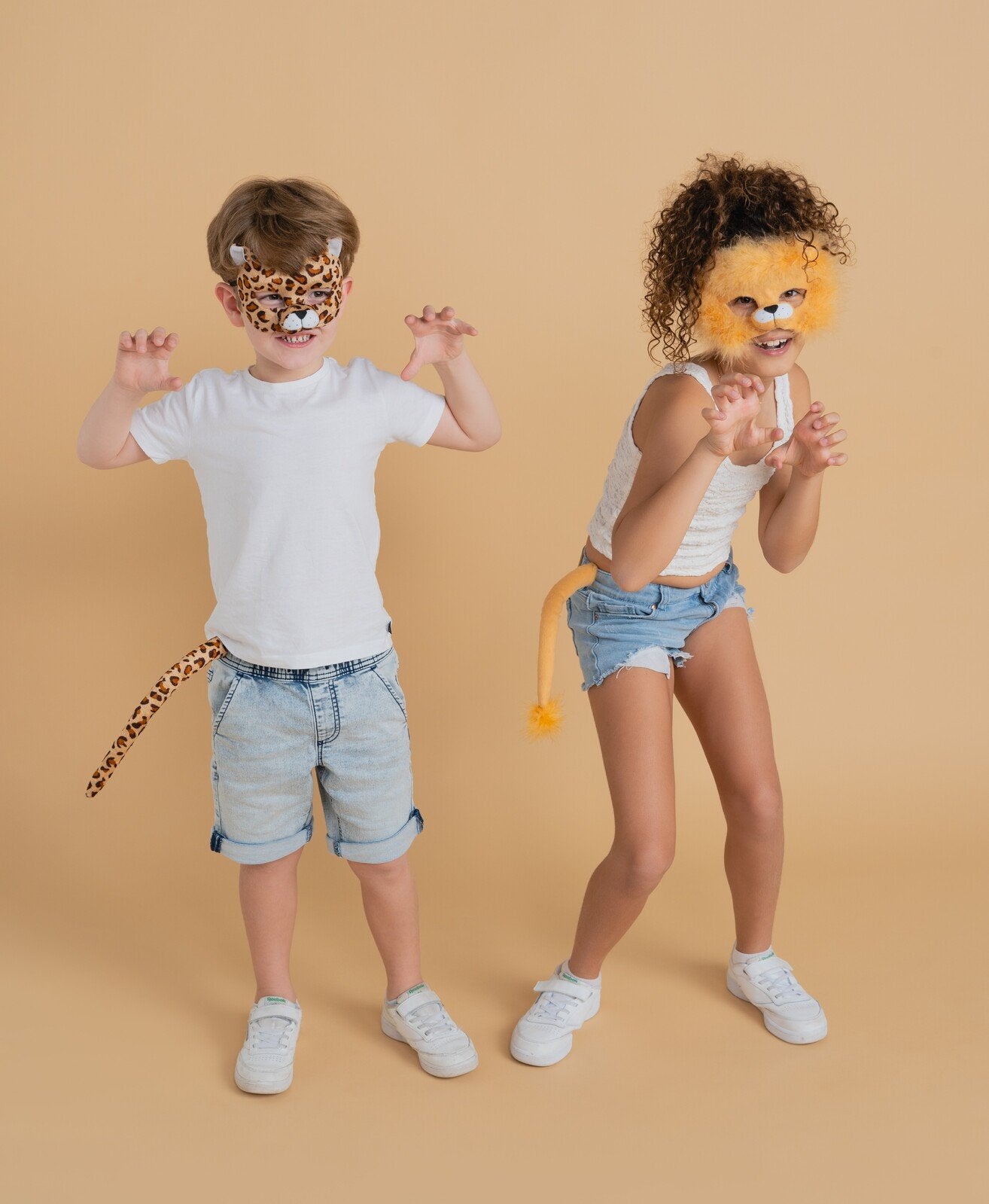 Animal Costume Mask Set Deluxe Lion Tan/White
