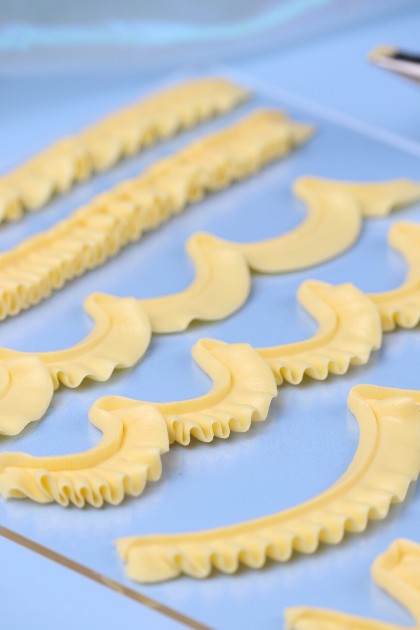 Icing Tip Ruffle No 050